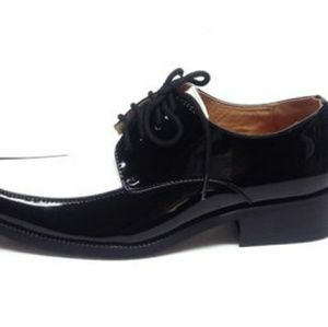 NIB AFTER SIX BOYS BLACK & WHITE DRESS SHOES SZ 2